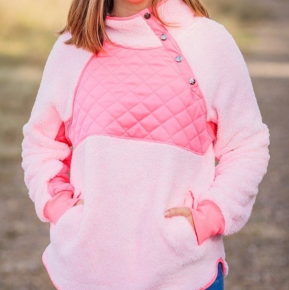 NWT Quilted Sherpa Long Sleeve Top. Large - Picture 1 of 4